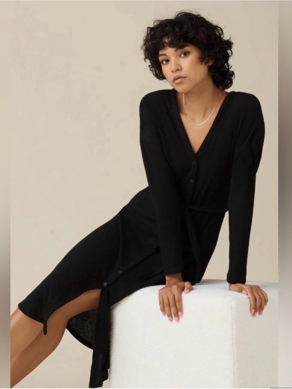 VETTA The Long Cardigan | Black V-Neck Button Midi Dress